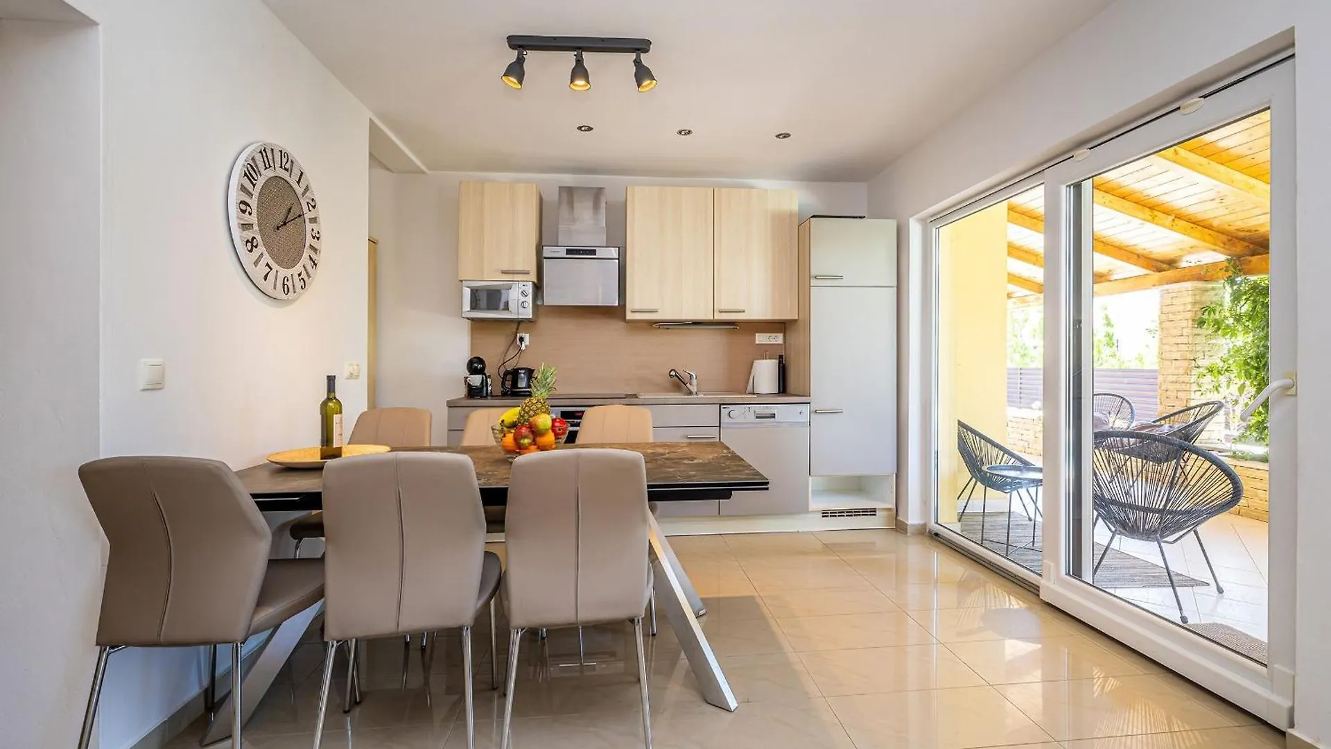 Holiday House Amarilla With Private Pool Krk Town Villa